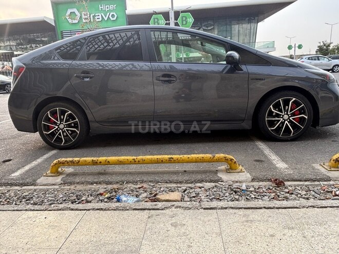 Toyota Prius 2013, 185,600 km - 1.8 l - Bakı