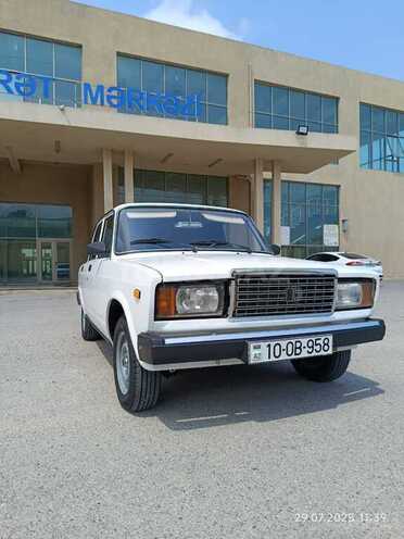 LADA (VAZ) 2107 1999, 90,000 km - 1.6 л - Salyan