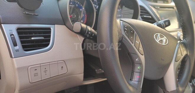 Hyundai Elantra 2015, 126,204 km - 1.8 l - Bakı
