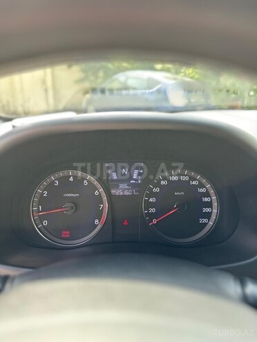 Hyundai Accent 2011, 250,000 km - 1.4 l - Bakı