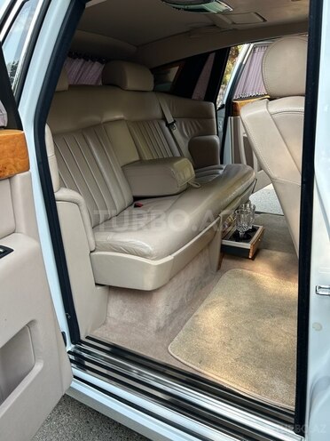 Rolls-Royce  2009, 31 km - 6.7 l - Gəncə