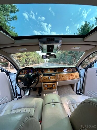 Rolls-Royce  2009, 31 km - 6.7 l - Gəncə