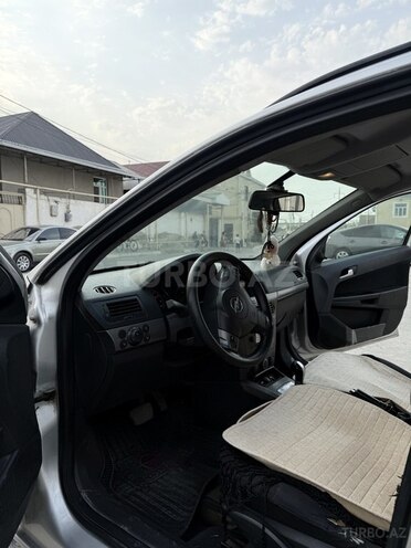 Opel Astra 2005, 370,000 km - 1.6 l - Bakı