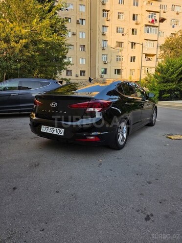 Hyundai Elantra 2019, 175,418 km - 2.0 l - Bakı