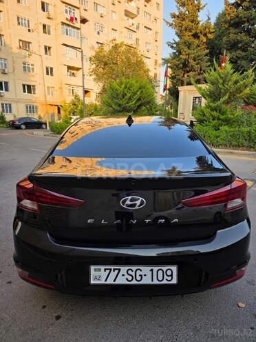 Hyundai Elantra 2019, 175,418 km - 2.0 l - Bakı