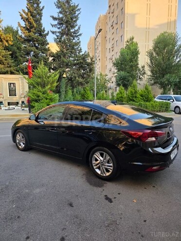 Hyundai Elantra 2019, 175,418 km - 2.0 l - Bakı