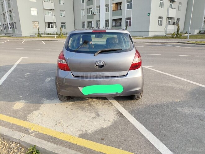 Hyundai i20 2009, 250,000 km - 1.6 l - Bakı
