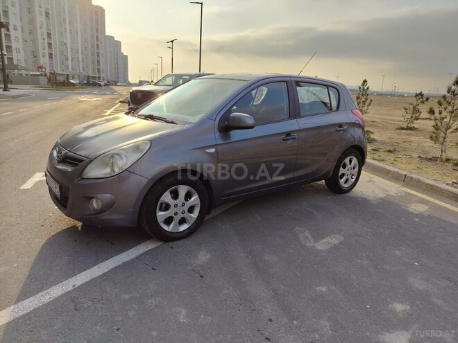 Hyundai i20 2009, 250,000 km - 1.6 l - Bakı