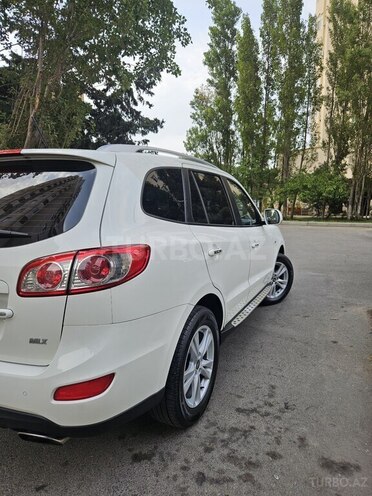 Hyundai Santa Fe 2010, 208,000 km - 2.0 л - Bakı