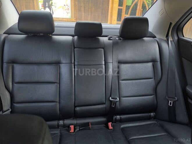 Mercedes E 220 d 2011, 363,960 km - 2.2 л - Sabirabad