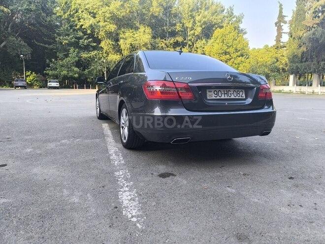 Mercedes E 220 d 2011, 363,960 km - 2.2 л - Sabirabad
