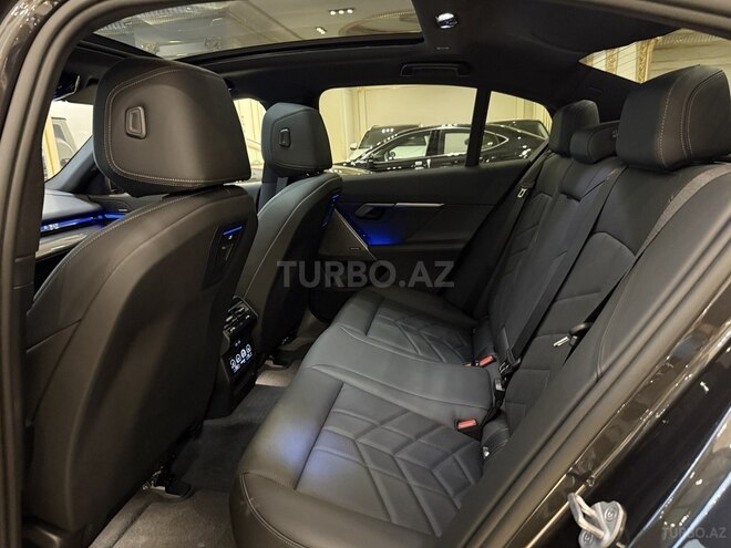 BMW 520 2023, 30,000 km - 2.0 l - Bakı