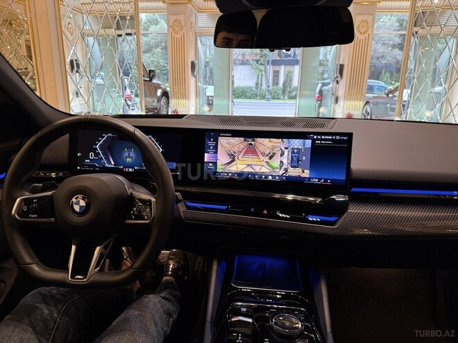 BMW 520 2023, 30,000 km - 2.0 l - Bakı