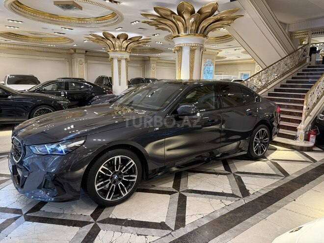 BMW 520 2023, 30,000 km - 2.0 l - Bakı