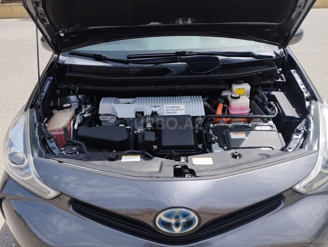 Toyota Prius V 2017, 117,482 km - 1.8 l - Bakı