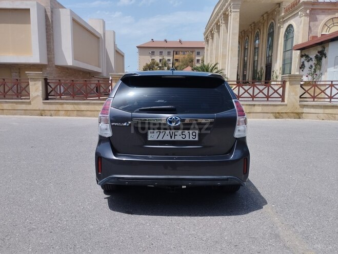 Toyota Prius V 2017, 117,482 km - 1.8 l - Bakı