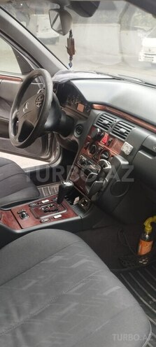 Mercedes E 220 d 2000, 509,356 km - 2.2 l - Bakı