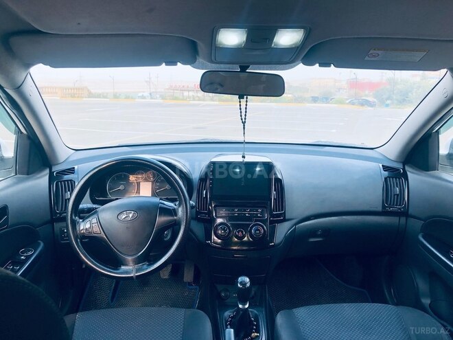 Hyundai i30 2010, 282,000 km - 1.6 l - Sumqayıt