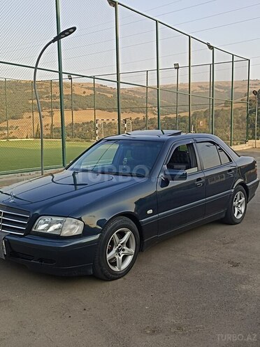 Mercedes C 200 1999, 195,000 km - 2.0 л - Yardımlı