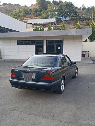 Mercedes C 200 1999, 195,000 km - 2.0 л - Yardımlı