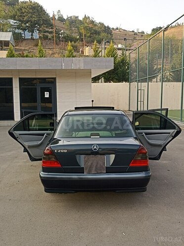 Mercedes C 200 1999, 195,000 km - 2.0 л - Yardımlı