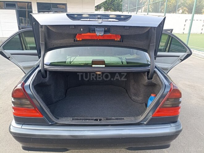Mercedes C 200 1999, 195,000 km - 2.0 л - Yardımlı