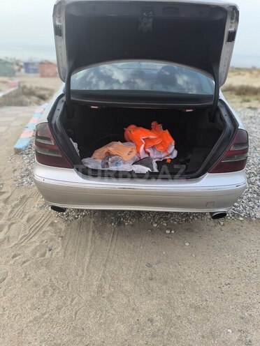 Mercedes E 270 2002, 420,000 km - 2.7 l - Bakı