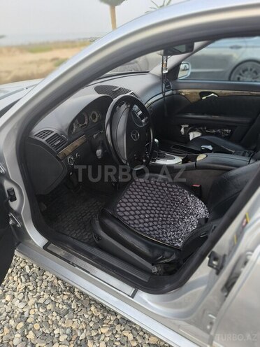 Mercedes E 270 2002, 420,000 km - 2.7 l - Bakı