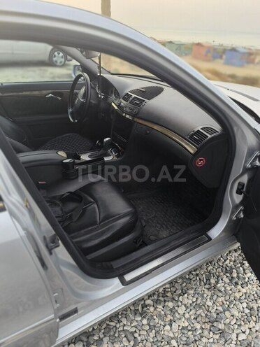 Mercedes E 270 2002, 420,000 km - 2.7 l - Bakı