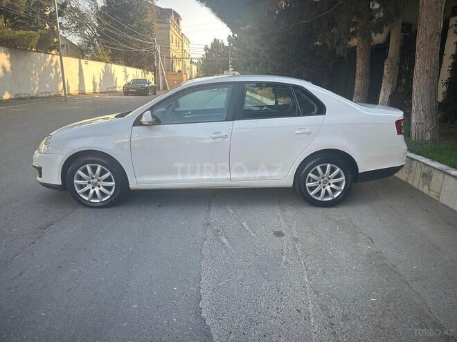 Volkswagen Jetta 2009, 190,000 km - 1.6 л - Bakı