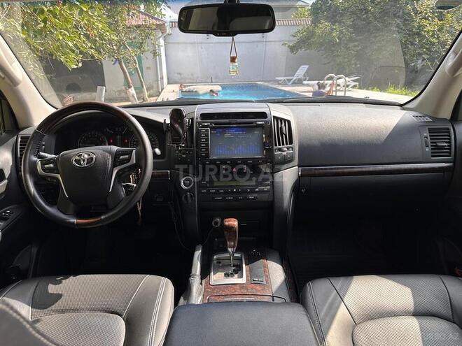 Toyota Land Cruiser 2013, 96,200 km - 4.0 l - Qobustan