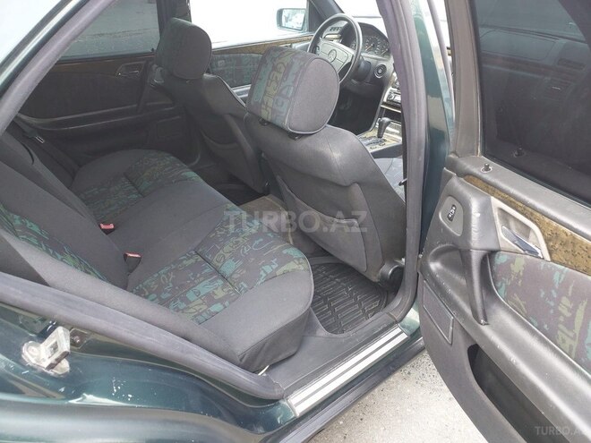Mercedes E 230 1996, 425,800 km - 2.3 l - Bakı