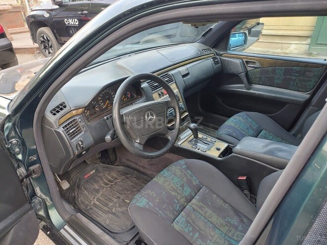 Mercedes E 230 1996, 425,800 km - 2.3 l - Bakı