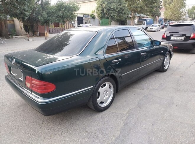 Mercedes E 230 1996, 425,800 km - 2.3 l - Bakı