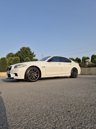 BMW 528 2013, 299,000 km - 2.0 l - Bərdə
