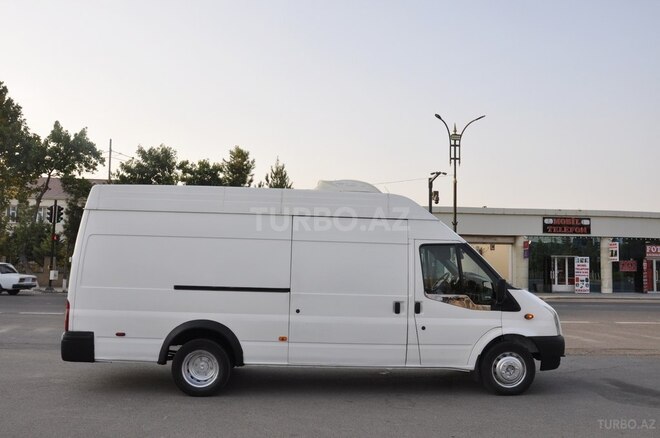 Ford Transit 2007, 325,000 km - 2.4 l - Saatlı