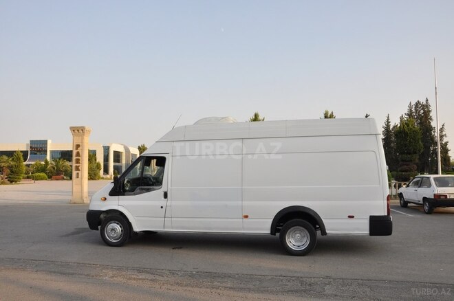 Ford Transit 2007, 325,000 km - 2.4 l - Saatlı