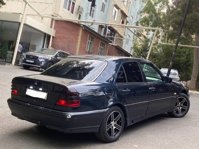 Mercedes C 220 d 1999, 241,848 km - 2.2 l - Bakı
