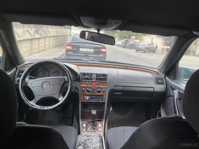 Mercedes C 220 d 1999, 241,848 km - 2.2 l - Bakı