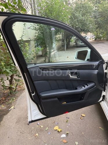 Mercedes E 300 2012, 199,000 km - 3.0 l - Bakı
