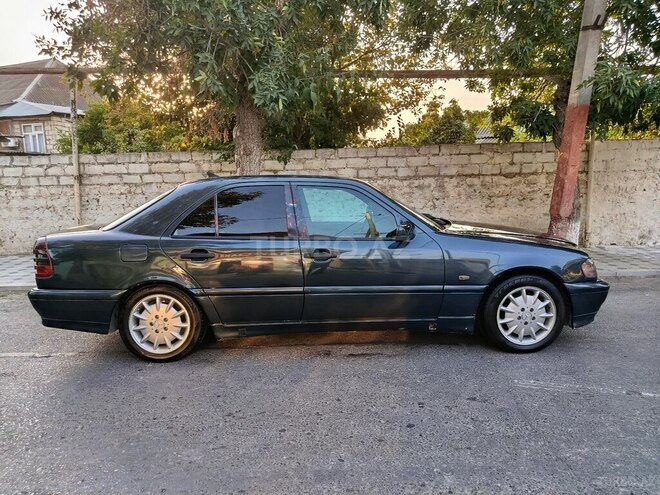 Mercedes C 240 1999, 264,870 km - 2.4 л - Zərdab