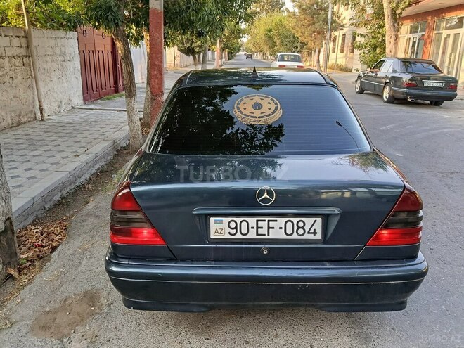 Mercedes C 240 1999, 264,870 km - 2.4 л - Zərdab
