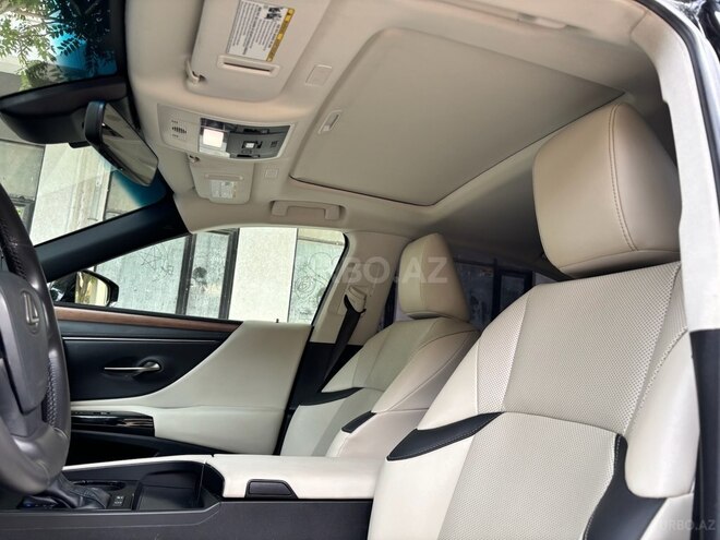 Lexus ES 300h 2024, 56,000 km - 2.5 l - Bakı