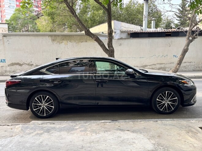 Lexus ES 300h 2024, 56,000 km - 2.5 l - Bakı