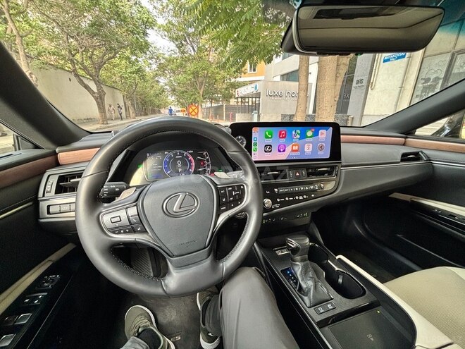 Lexus ES 300h 2024, 56,000 km - 2.5 l - Bakı