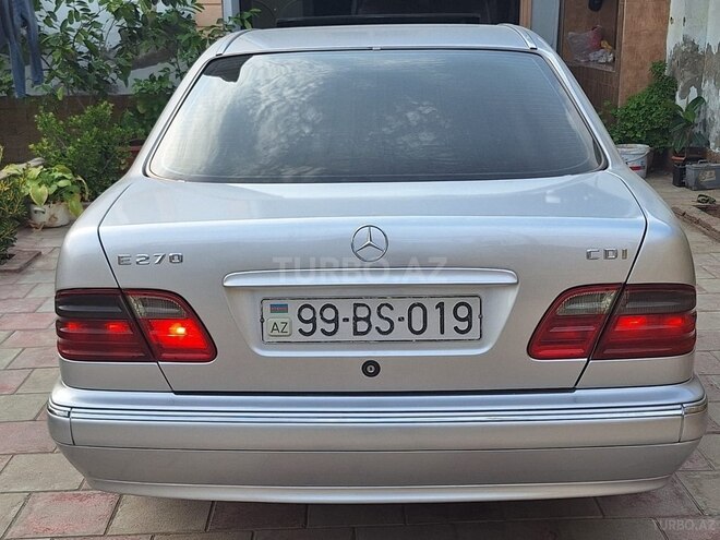 Mercedes E 270 2000, 365,000 km - 2.7 l - Bakı