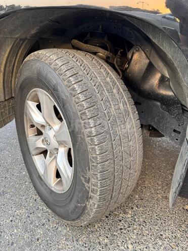 Toyota Land Cruiser Prado 2010, 176,000 km - 2.7 l - Bakı