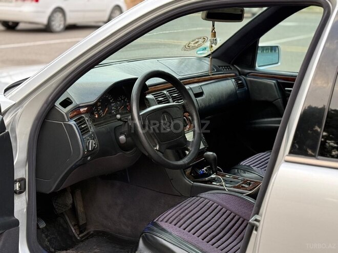 Mercedes E 200 1998, 372,000 km - 2.0 l - Bakı
