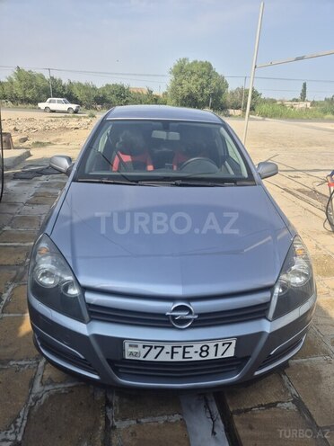 Opel Astra 2004, 256,345 km - 1.4 л - Salyan