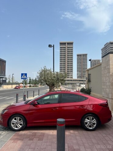 Hyundai Elantra 2018, 61,650 km - 2.0 l - Bakı